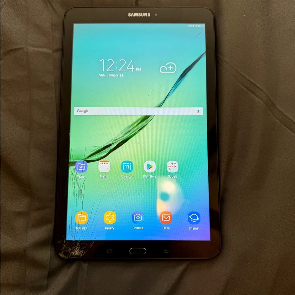 Samsung Galaxy Tab E - read description